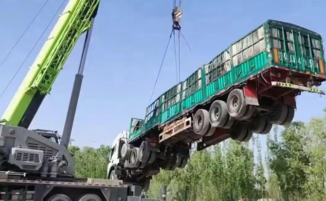 新兴区道路脱困救援案例